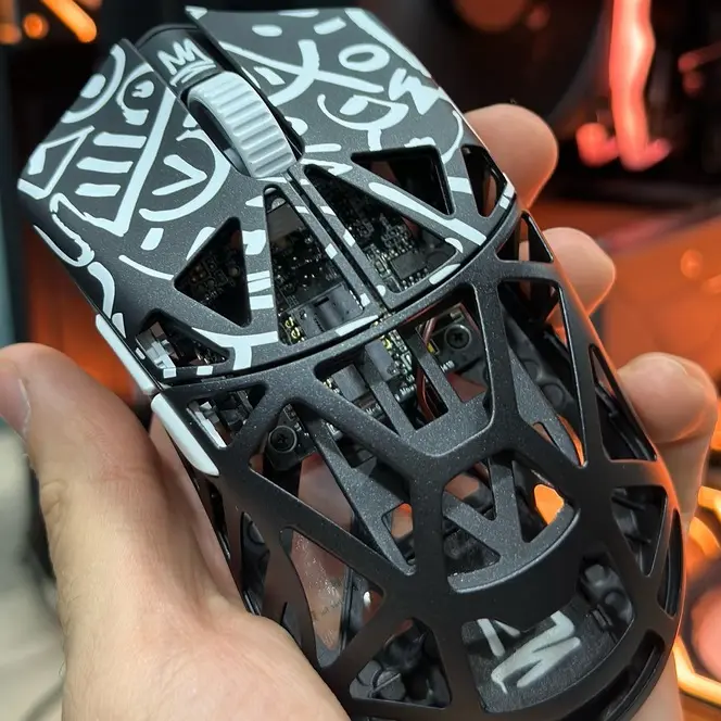 MOUSE GAMING BEAST X NACHO CUSTOMZ WIRELESS 8K LIMITED EDITION